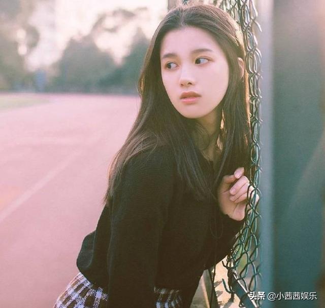 周迅不遗余力捧旗下新人，却遭网友吐槽是“最