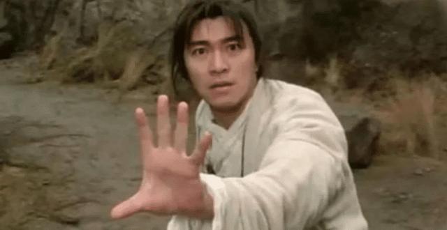 同是喜剧大师，陈佩斯评价周星驰曾直言：我成