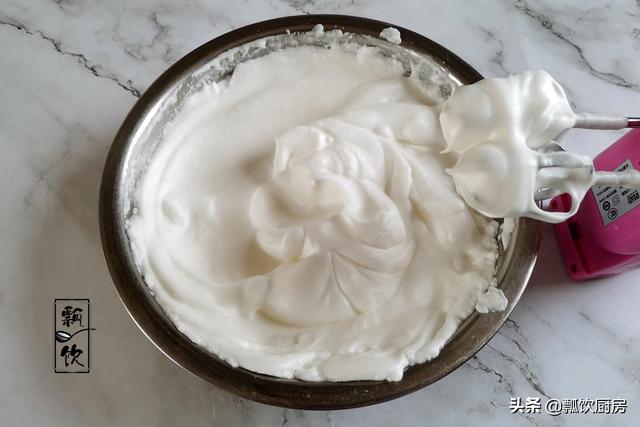 用普通面粉做蛋糕，掌握这几点，照样松软，不塌不成饼，一做成功