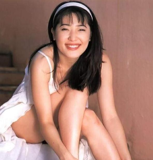 她因饰演潘金莲，获“亚洲第一美胸”称号，如今下场让人意想不到