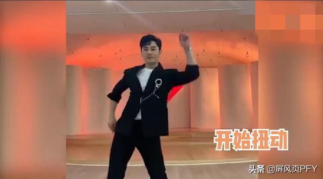 黄晓明暖心安慰刘芸，超黄圣依假哭3个段位，笨