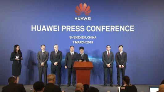 华为再放大招！首台全国产PC问世！美国人：微软要扛不住了