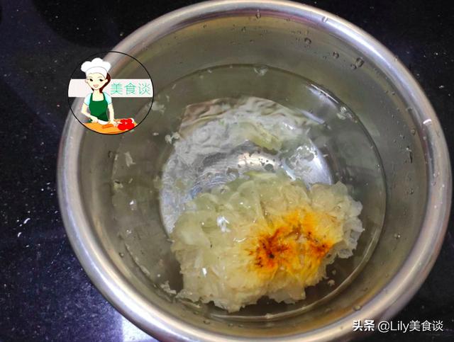 8月，这碗糖水女人多喝，清热消暑，还养颜嫩肤，再热也精神饱满