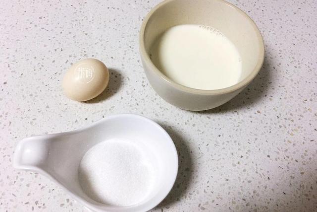 1个鸡蛋，1杯牛奶，在家自制馋嘴小零食，外酥里嫩，吃着过瘾