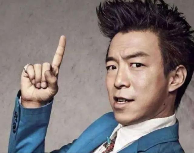 被刘德华一手捧红的四位明星，唯独她成了“白