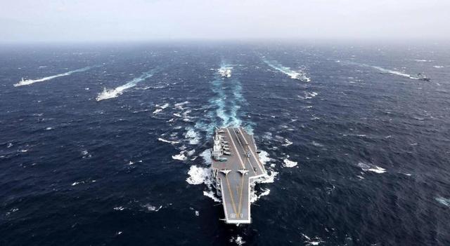 美3航母齐聚亚太秀肌肉？张召忠：就算来了也是