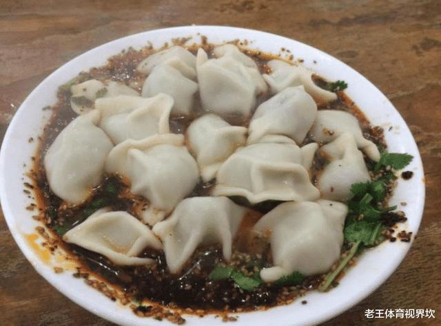 为什么饺子在美国大火，却被老外哭诉“实在吃不起”？