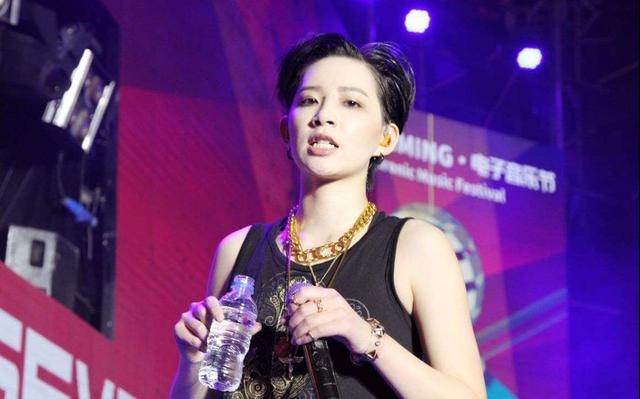 赵本山女儿新剧开播，上映一天就被骂惨，网友