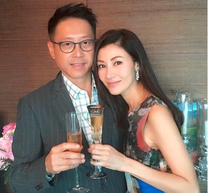 香港这么多顶级豪门，为何财富仅300亿的霍家却最特殊？