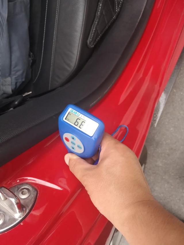大众旗下的顶级性能小钢炮——高尔夫R，只有懂车的人才会买吧