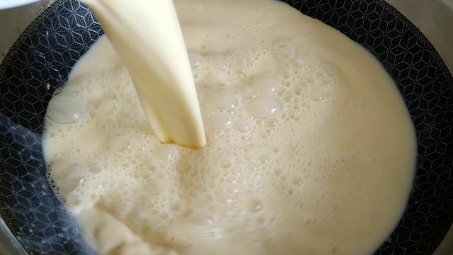 1碗黄豆，不用卤水，不用内酯，教你在家做豆腐，比买的还好吃