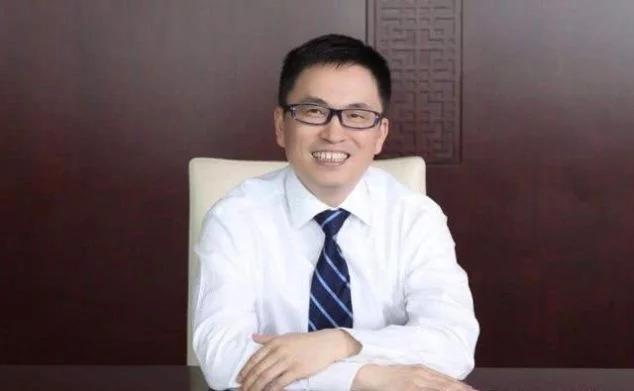 中国“最大隐形富豪”，狂砸400亿拿下格力，或成董明珠新老板