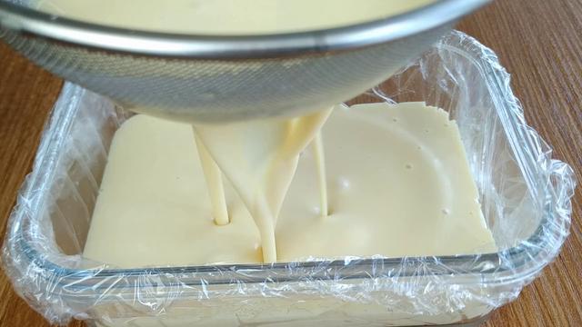 1碗黄豆，不用卤水，不用内酯，教你在家做豆腐，比买的还好吃