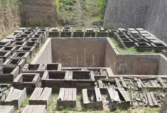 陕西发现大墓，247个盗洞，墓中青铜器所剩无几，300个字最具价值