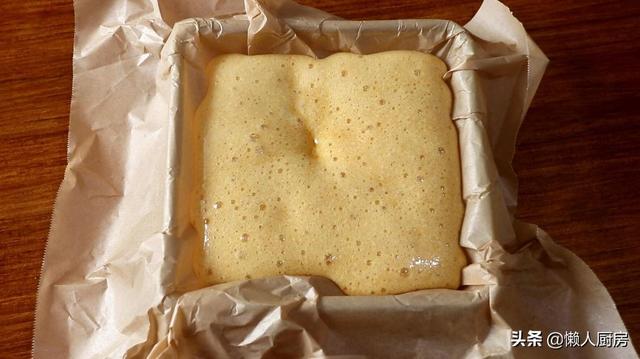 童年最爱吃的蜂窝糖这样做，吃起来脆脆的，酥酥的，不发硬