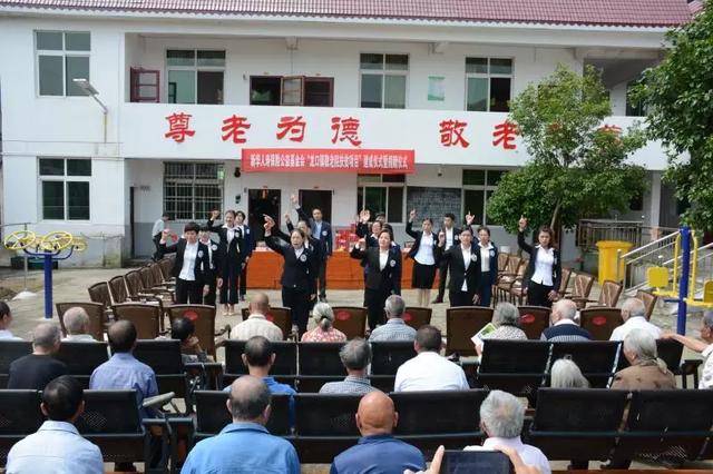 扶贫故事｜你在我眼中是最美，每一个微笑都让我沉醉