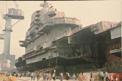 1992�꣬�ں������������벻����������ź�ĸ������˵����Ҫ