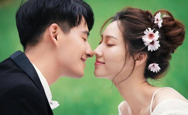 小三挺着怀孕闹婚礼，以为大着肚子没人敢动她