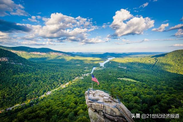广东省恢复跨省团队游、景区承载量上调至50% 依托暑期旺季加速省内景区客流变现