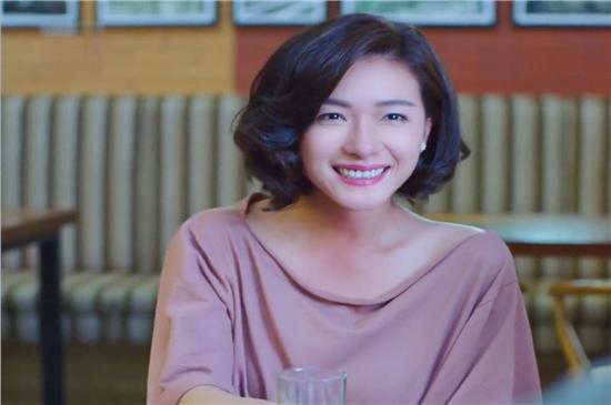 向来低调安静，节目一开场，居然成了乘风破浪的团宠