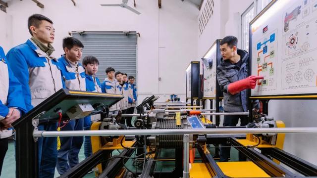 这所大学被誉为“西部化工的黄埔军校”，即将搬入1000余亩新校区