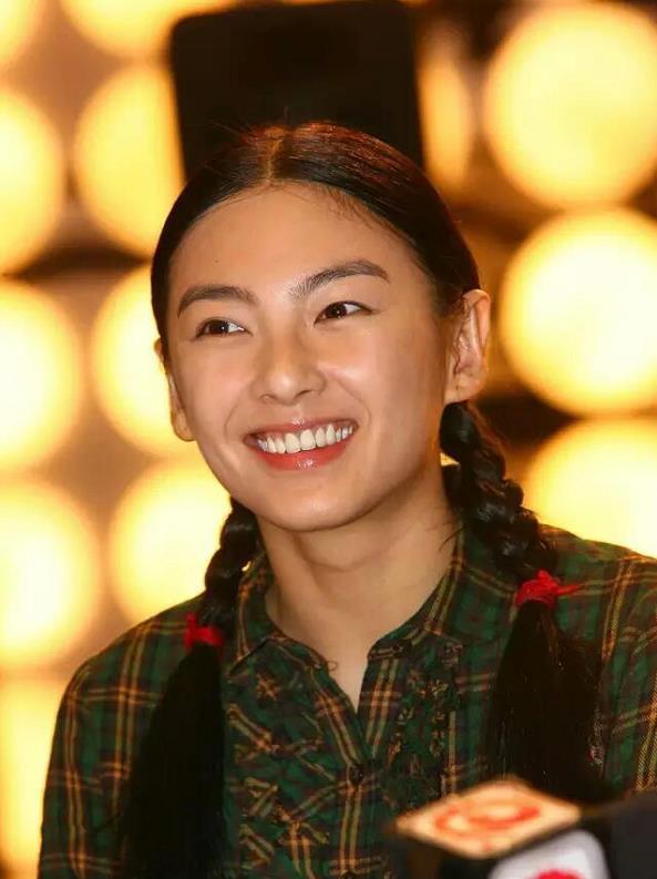 张雨绮当年偷割双眼皮，差点被周星驰换掉，没