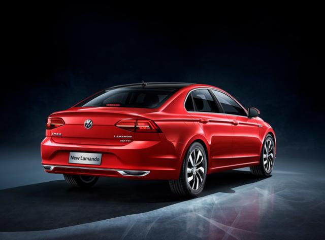 大众凌渡来了，比本田思域更好看，百公里油耗5.4L，14.29万起