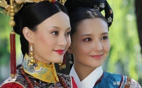 槿汐以对食为诱饵，让苏培盛帮助甄嬛回宫，他