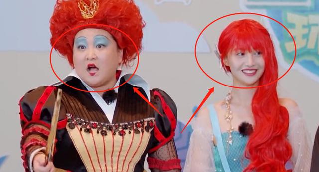 郑爽cos美人鱼，当她与贾玲同框出镜，才懂“巴掌脸”有多优越