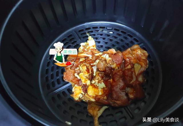 不管多热，这菜都是儿子的最爱，越热吃越香，做一盘，埋怨不够吃