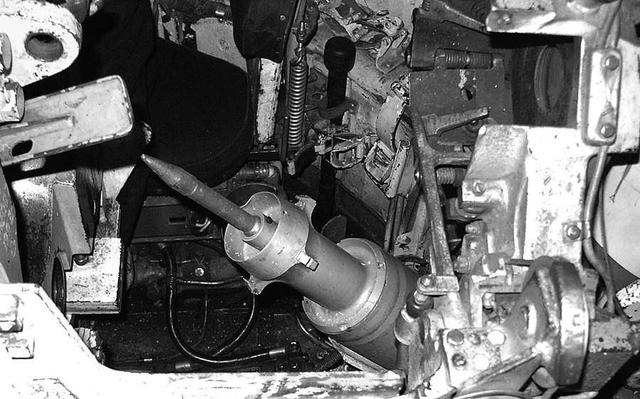 火力、防御、机动性全面升级，比T14靠谱—浅析