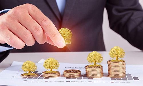 这类城镇居民年平均工资，超过9万元，你“过线