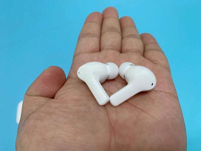 百元级真无线蓝牙耳机荣耀亲选 Earbuds X1上手体验