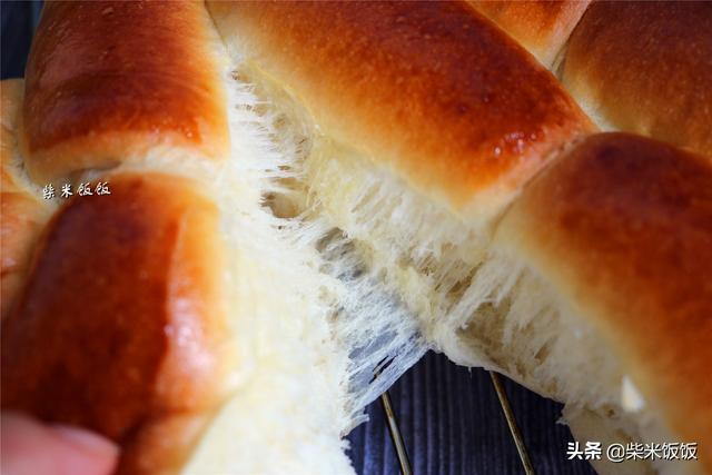 ​做面包，用它和面，面包柔软拉丝，放3天也不硬，比买的好吃