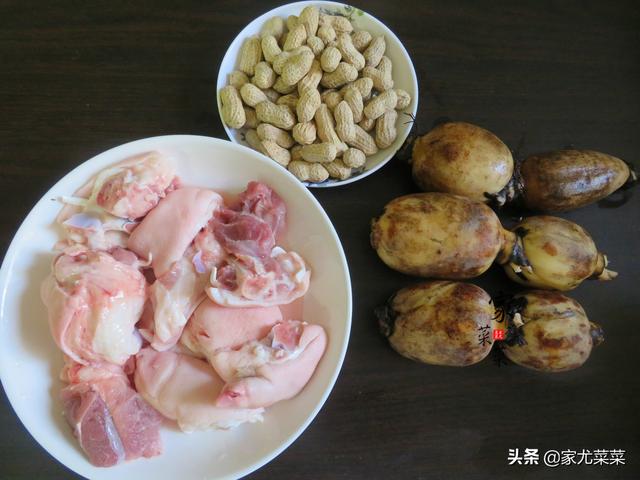 花生和猪蹄是天生一对，坚持每周吃2次，皱纹跟着色斑减少了