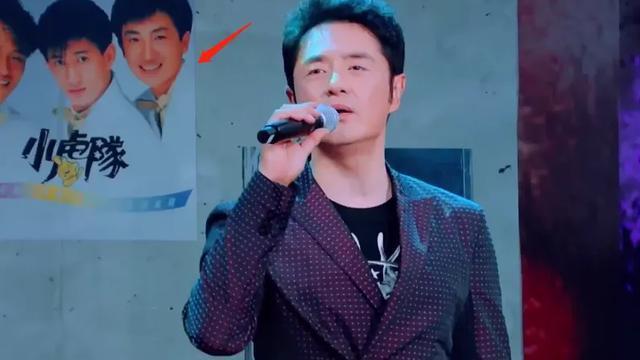 王一博主持《天天》不做功课？不认识嘉宾太尴尬，大张伟屡次提醒