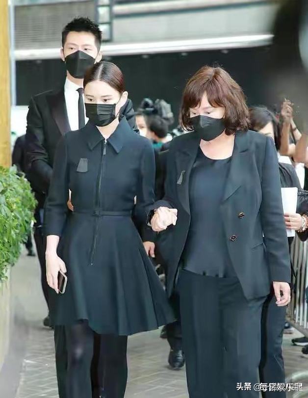 何超琼前夫现身赌王葬礼，曾花2000万办世纪婚礼