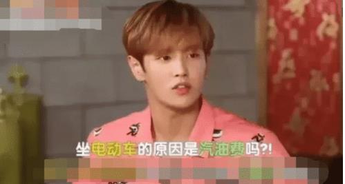 韩国主持看人骑电动车，当场“讽刺”中国人穷