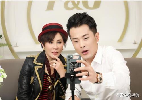 辛有志，辛巴现在搞平台，前有陈欧，再有黄峥