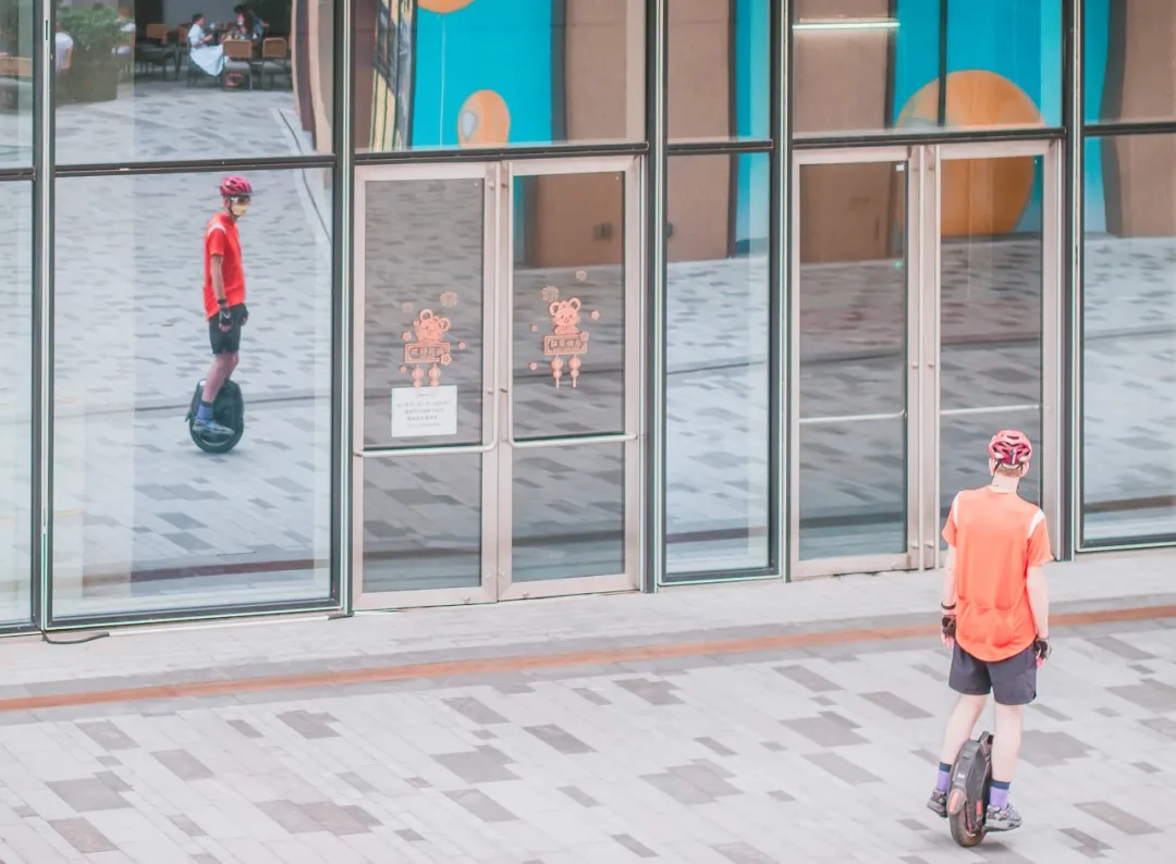 来了，就真的是深圳人吗？