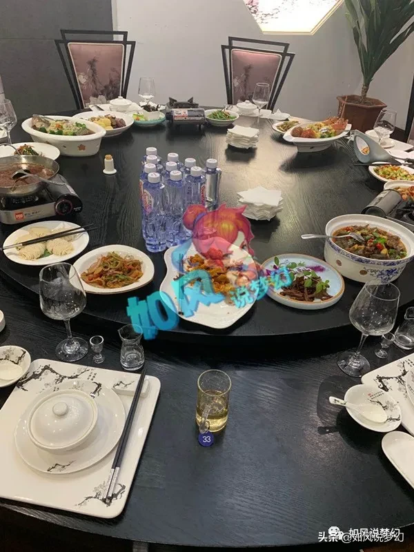 梦幻西游：文哥在“自家会所”摆庆功宴，官方举办珍宝阁夺冠庆典