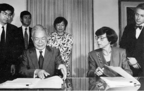 东芝半导体帝国的崩溃