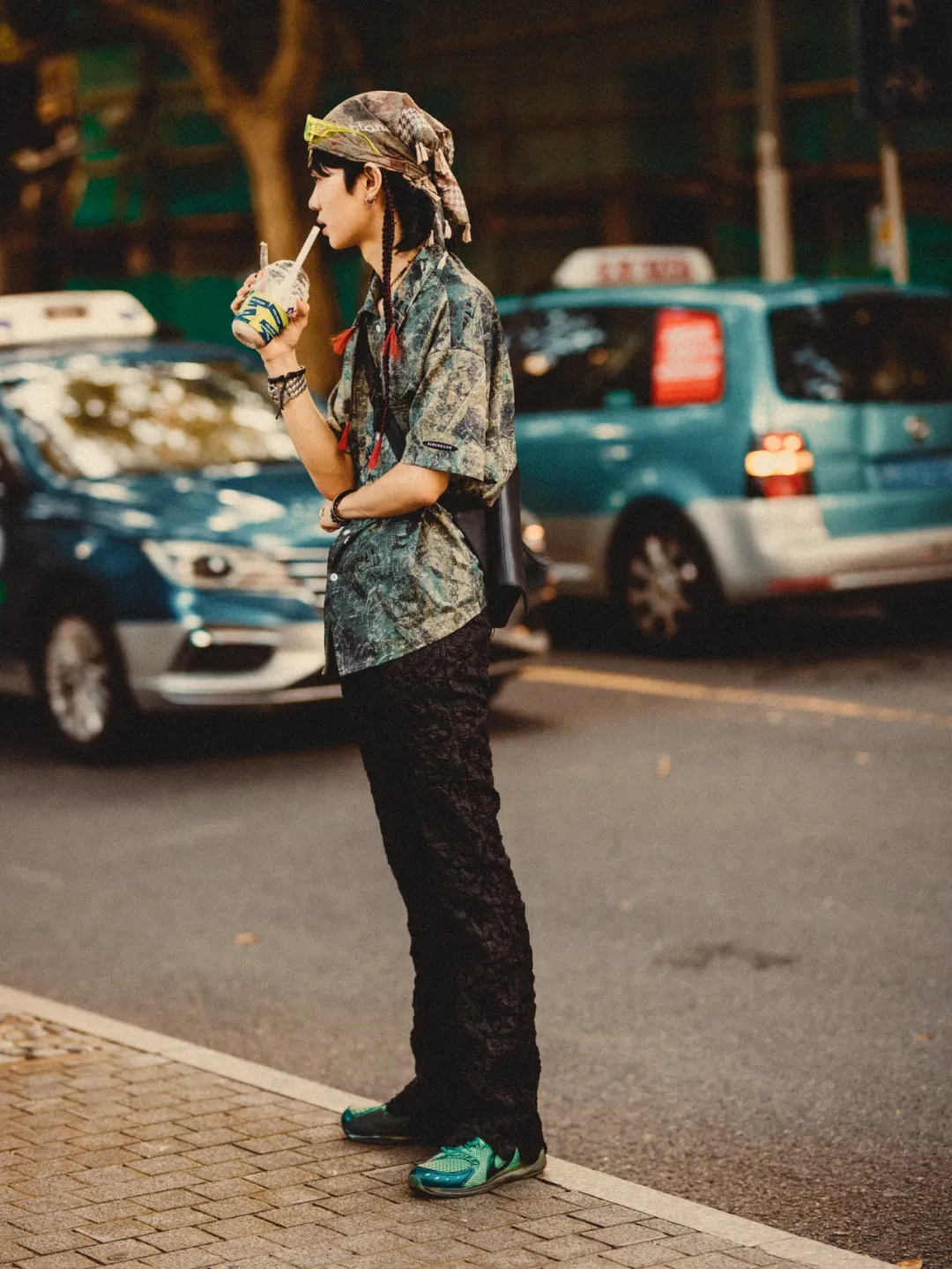 夏末的清凉装扮,街头姑娘们的穿法也太多了吧