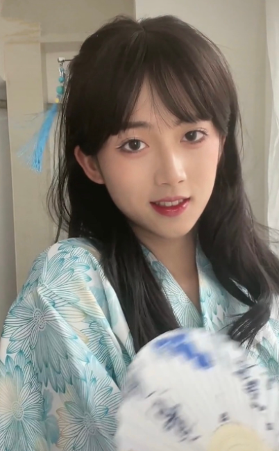 康雅雅是男是女的武汉哪里人抖音康雅雅怎么了为什么被封号