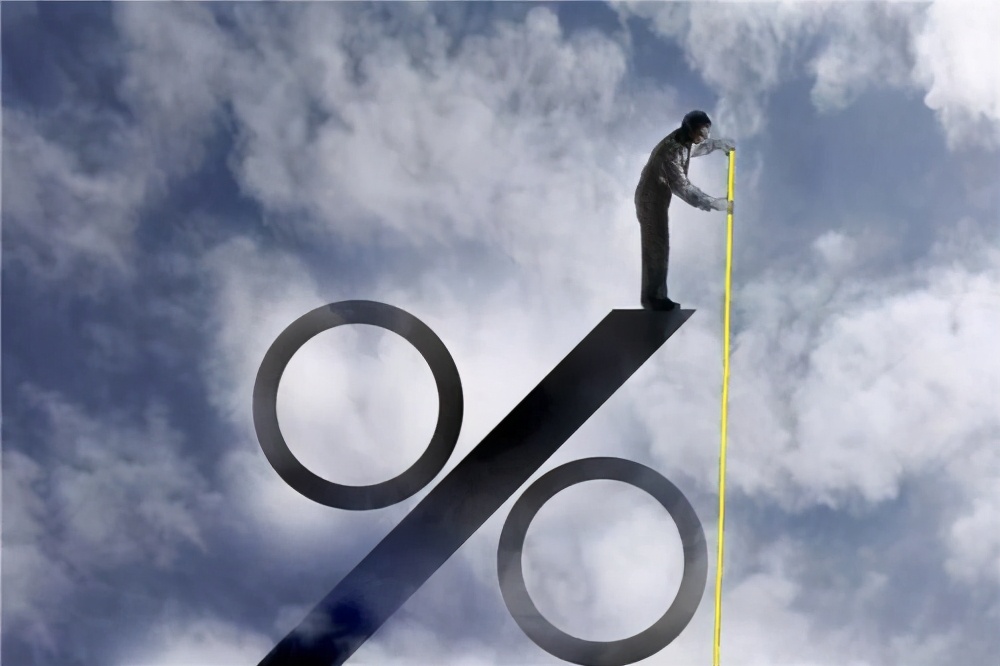 低智商的人反应快，高智商的人反应慢