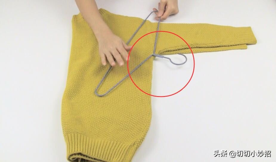 毛衣怎么挂不变形湿毛衣的正确晾晒方法图