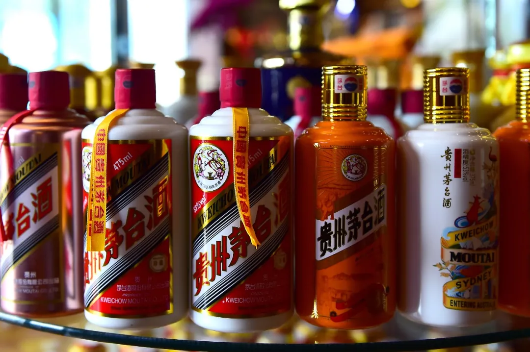 隐秘的老酒江湖：造假、做局，连拍卖行的茅台都掺假