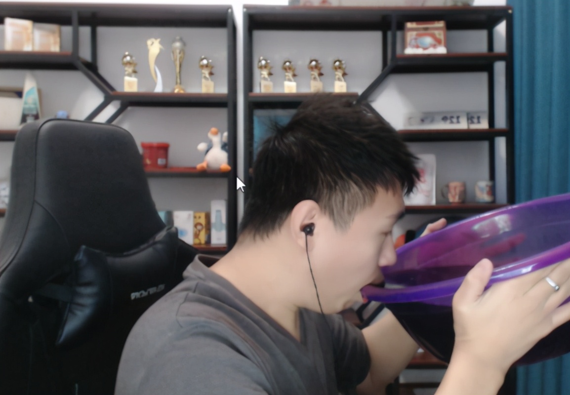 梦幻西游：全服第一巨蛙，携带三个特殊技能，可以拿来打服战