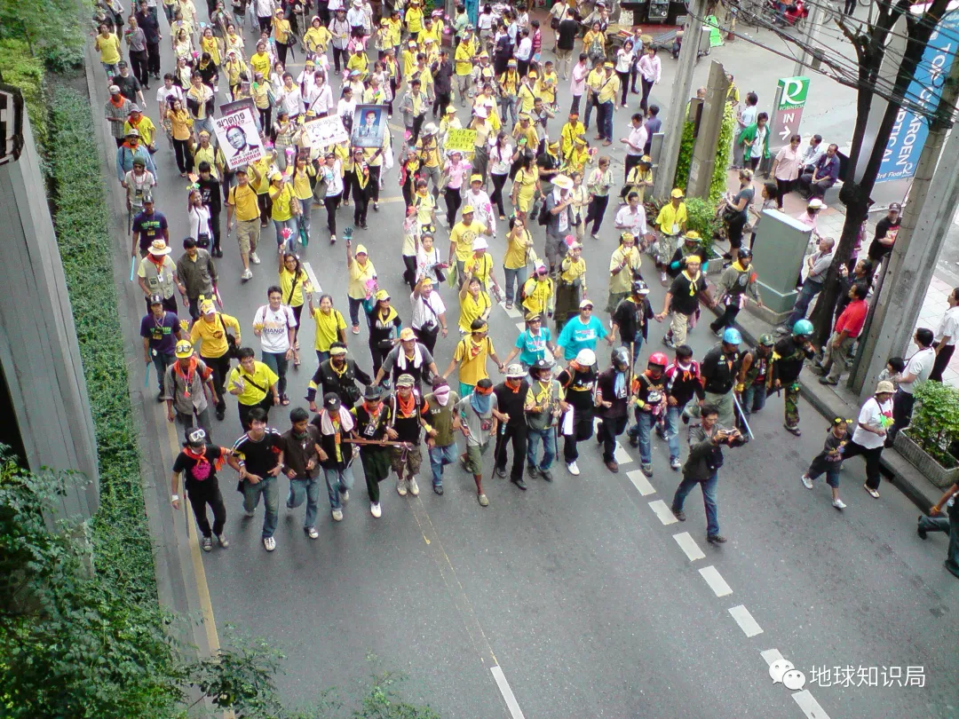 军队经商，只是泰国的冰山一角