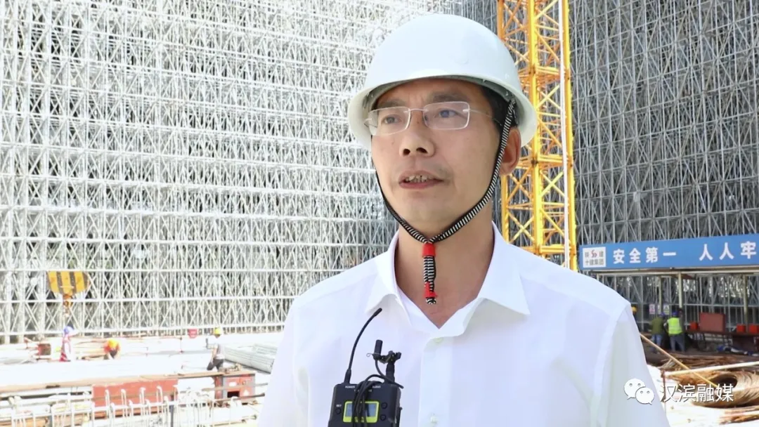 汉滨区政府副区长 冯荣平